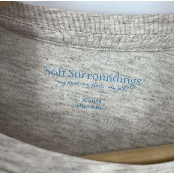 Soft Surroundings Tee Size XS Womens Oatmeal T Shirt Stretch Knit Crew Neck - Picture 3 of 6